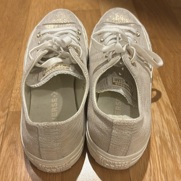 Gold Converse - Picture 2 of 3